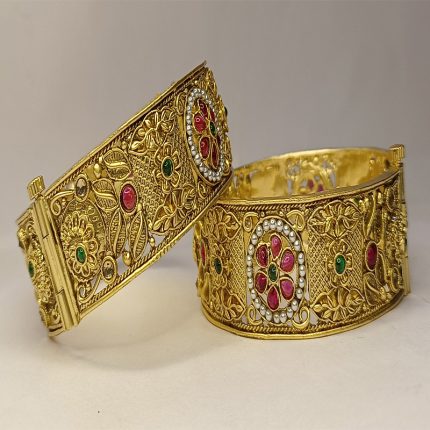 1.Sultana Gulbadan Heritage Bangles
